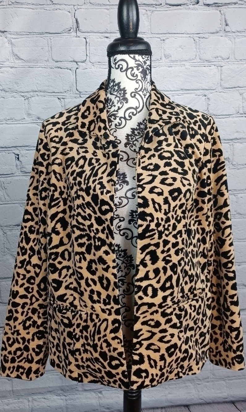 Chico's women's long sleeve lined animal print open jacket pockets size 1 BB15
